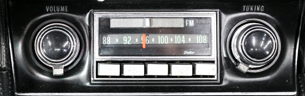 1971 Corvette C3 stereo radio