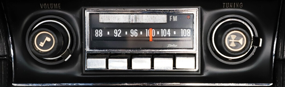 1974 Corvette C3 stereo radio