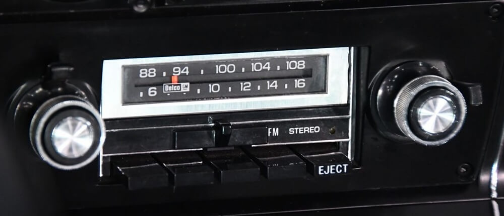 1979 Corvette C3 stereo radio