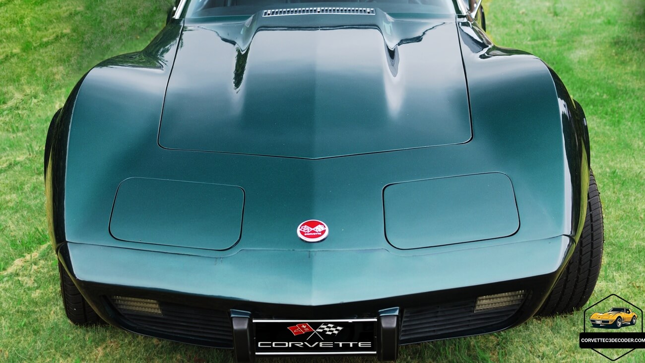 Close up of the freshly repainted hood on my 1976 Chevrolet Corvette C3 showing the Dark Green Metallic finish